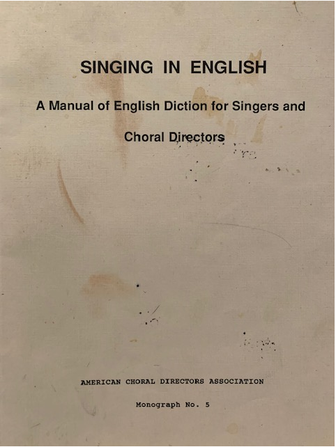 Cover of "Singing in English"